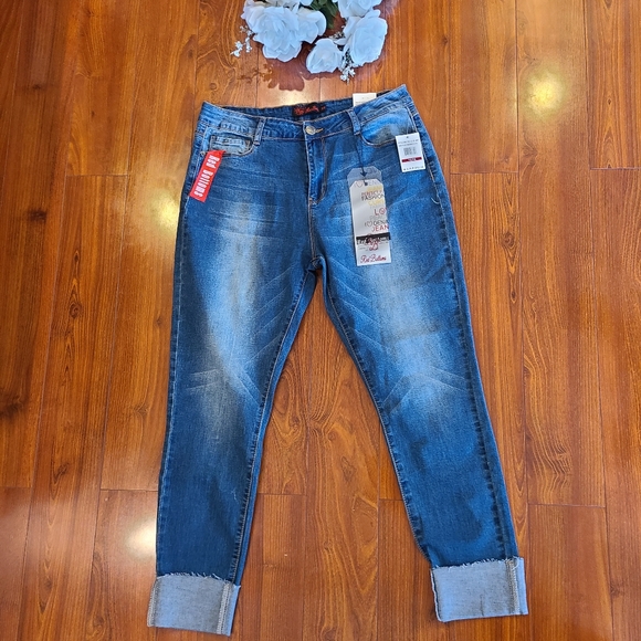 Red Bottoms Junior Jeans Size  15/16 - Picture 4 of 8